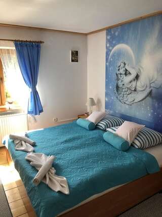 Отели типа «постель и завтрак» Ranczo Frodyma Строне-Слёнске Двухместный номер с 1 кроватью и видом на лес-5